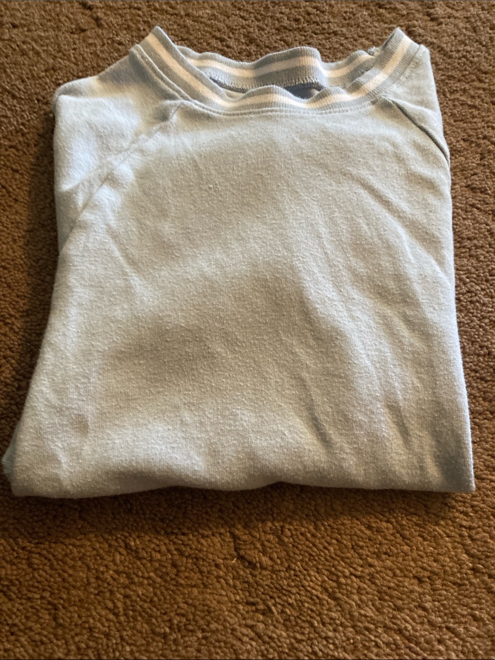 Woman’s set of two shirts size small